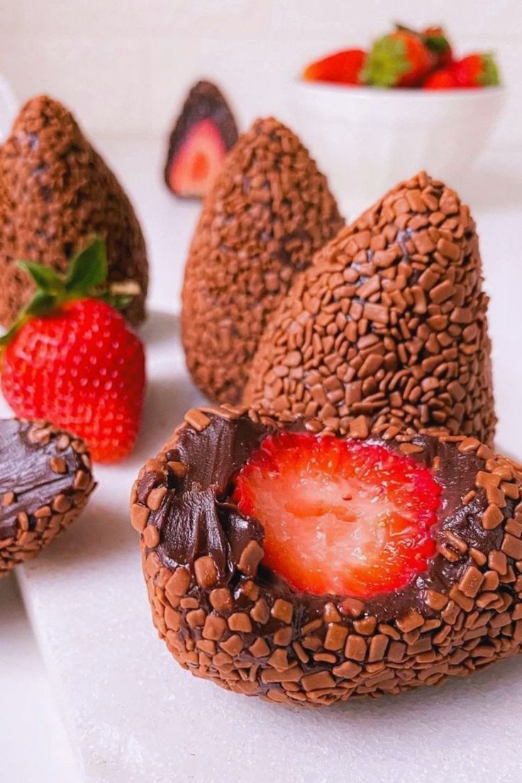 Coxinha Dulce com Fresa