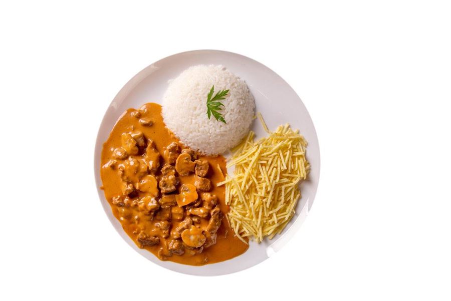 PLATO STROGONOFF POLLO